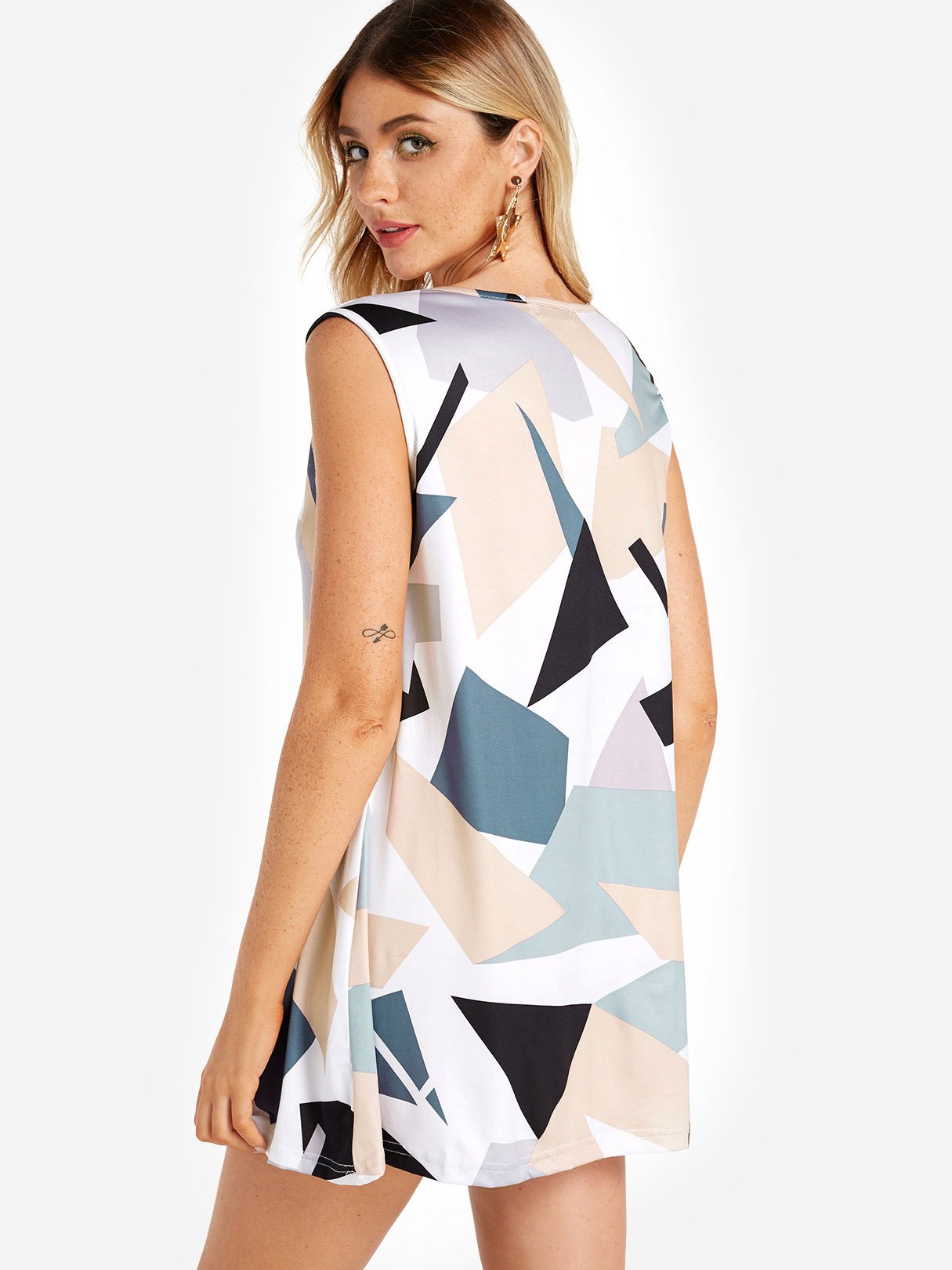 Scoop Neck Sleeveless Geometrical Mini Dress